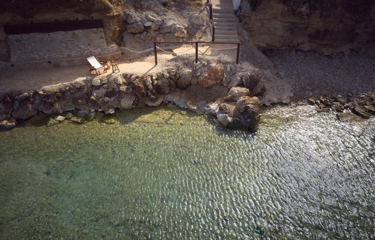 Oceanis Suites With Private Heated Pools And Sea View, By Zantewize Kypseli Exterior photo