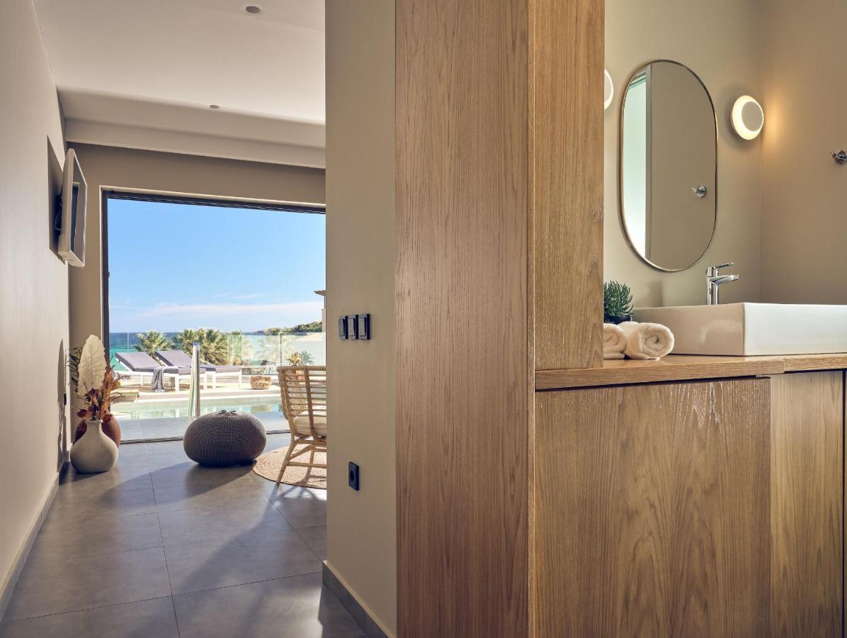 Oceanis Suites With Private Heated Pools And Sea View, By Zantewize Kypseli Exterior photo